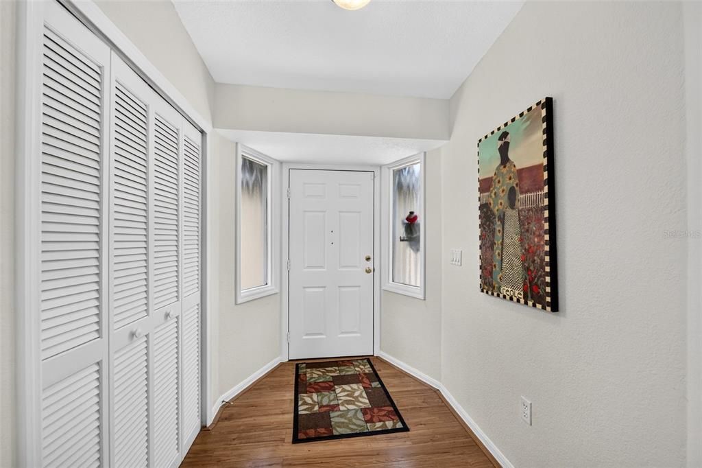 For Sale: $325,000 (3 beds, 2 baths, 2582 Square Feet)