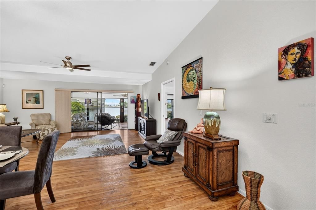 For Sale: $325,000 (3 beds, 2 baths, 2582 Square Feet)