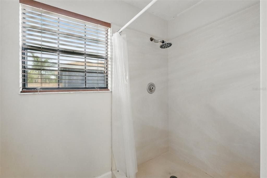В аренду: $3,850 (4 спален, 2 ванн, 2520 Квадратных фут)