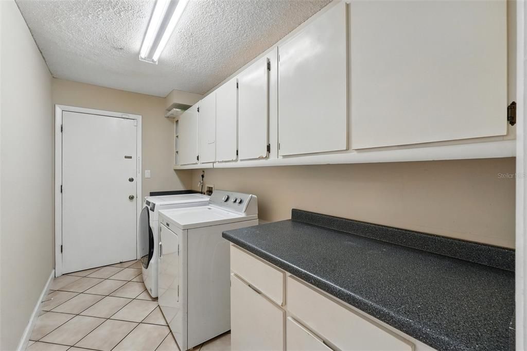 В аренду: $3,850 (4 спален, 2 ванн, 2520 Квадратных фут)
