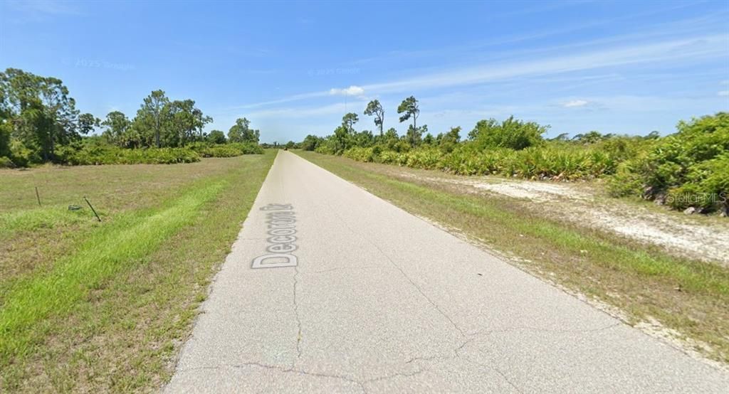 На продажу: $40,000 (0.33 acres)