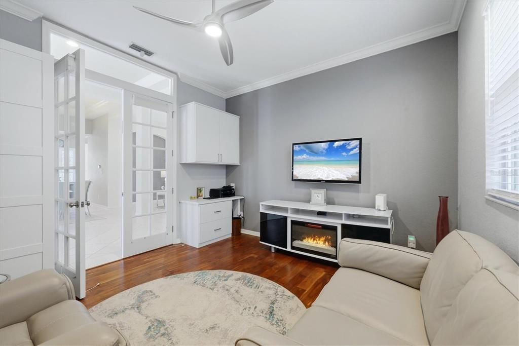 For Sale: $825,000 (3 beds, 2 baths, 2408 Square Feet)