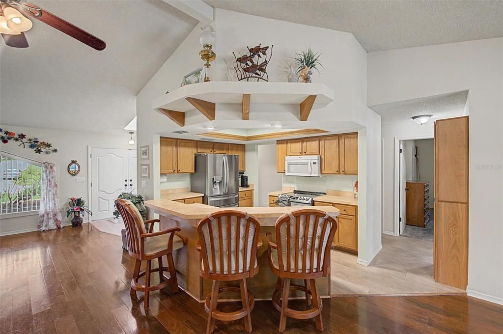 For Sale: $375,000 (3 beds, 2 baths, 1880 Square Feet)