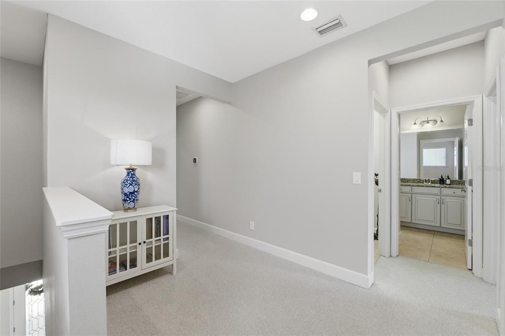 Activo con contrato: $525,000 (3 camas, 2 baños, 2296 Pies cuadrados)