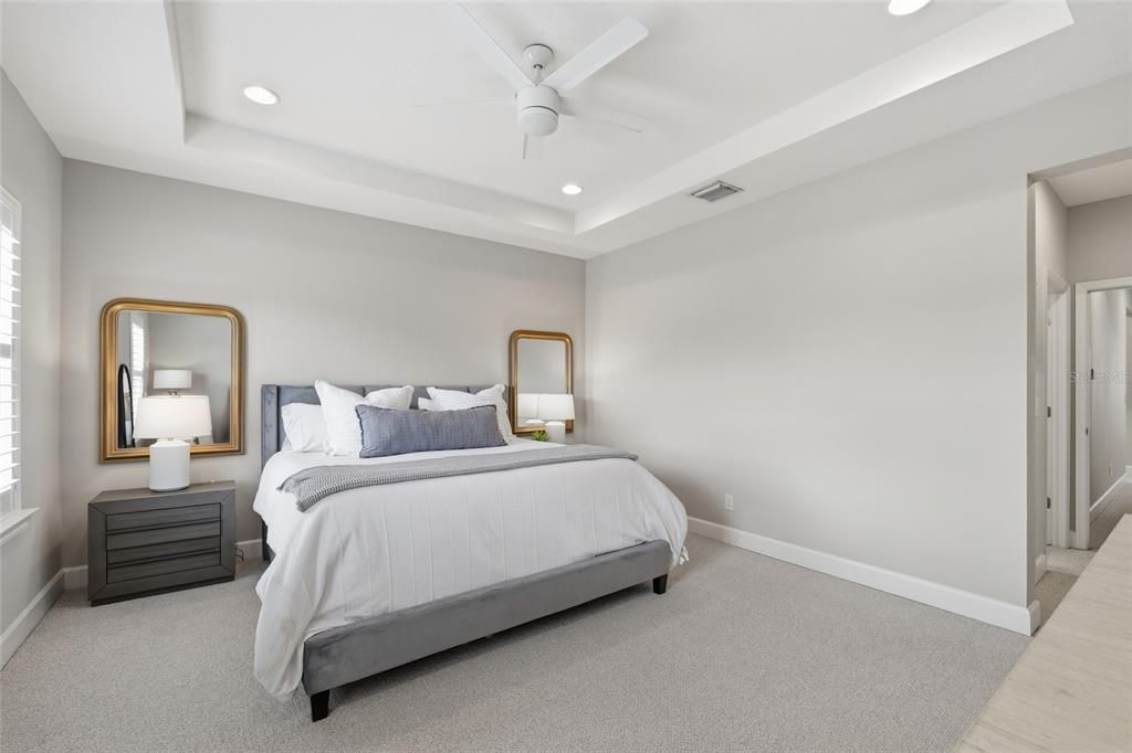 Activo con contrato: $525,000 (3 camas, 2 baños, 2296 Pies cuadrados)