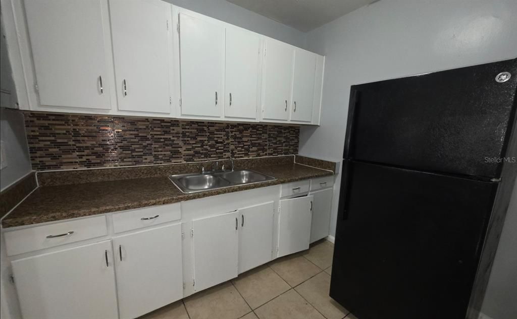 В аренду: $1,199 (3 спален, 1 ванн, 1005 Квадратных фут)