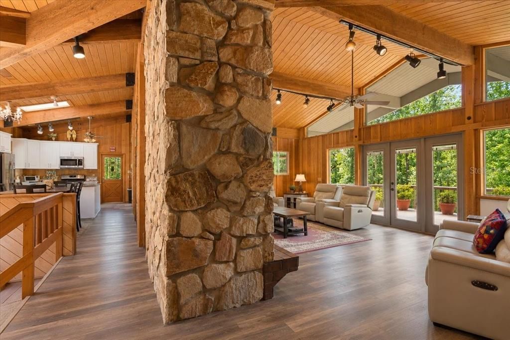 For Sale: $2,500,000 (8 beds, 8 baths, 4458 Square Feet)