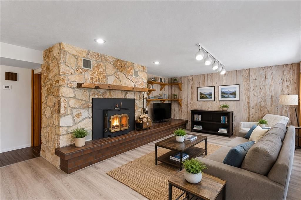For Sale: $2,500,000 (8 beds, 8 baths, 4458 Square Feet)