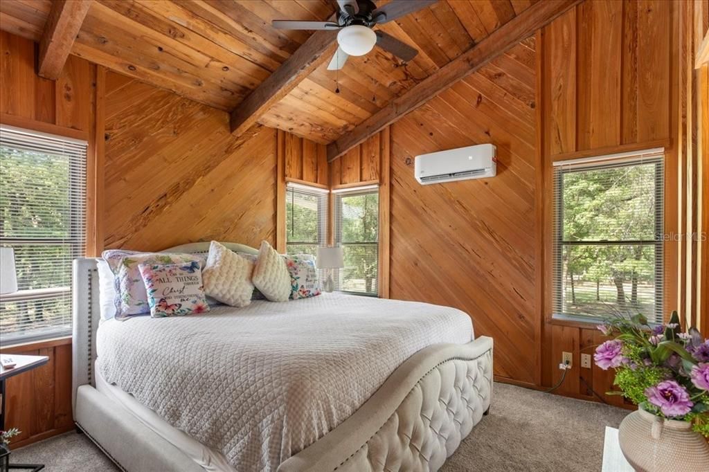 For Sale: $2,500,000 (8 beds, 8 baths, 4458 Square Feet)