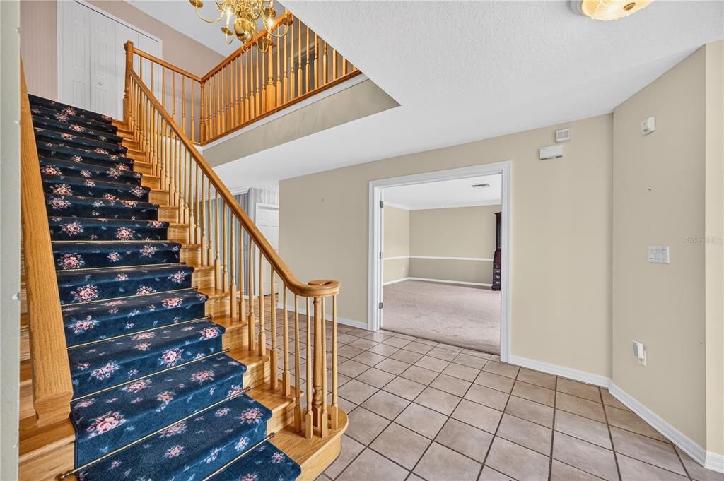 En Venta: $949,900 (4 camas, 4 baños, 4440 Pies cuadrados)