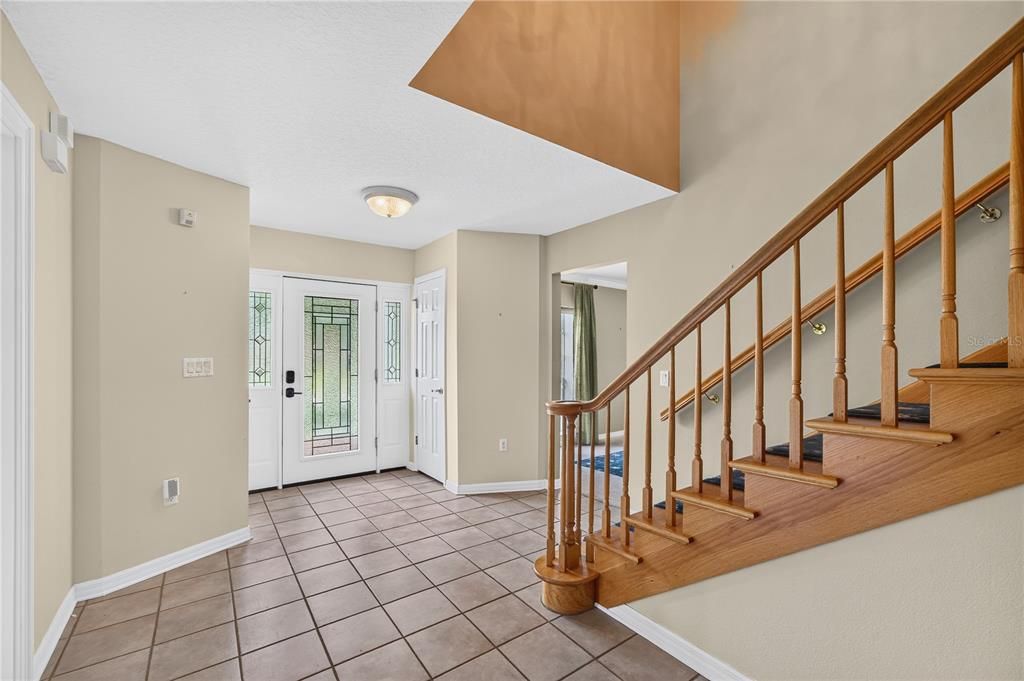 En Venta: $949,900 (4 camas, 4 baños, 4440 Pies cuadrados)