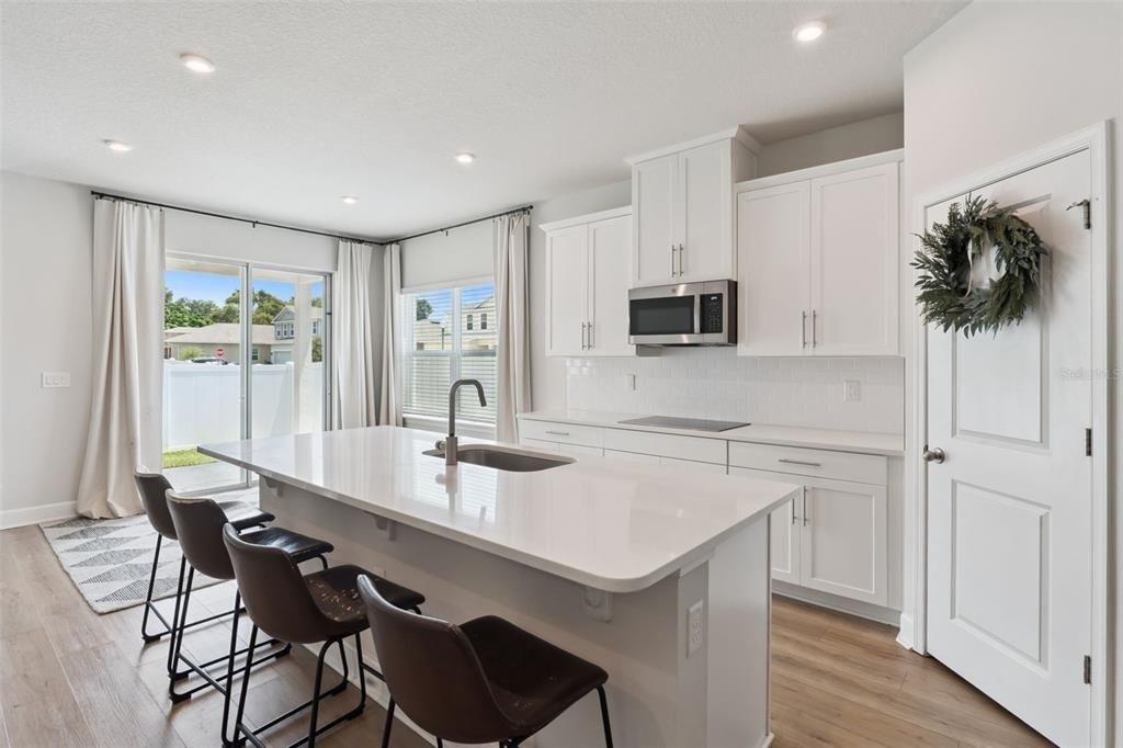 For Sale: $430,000 (4 beds, 2 baths, 1996 Square Feet)