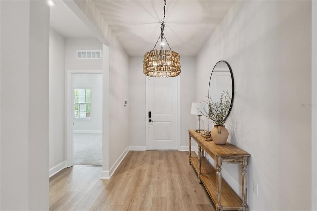 For Sale: $430,000 (4 beds, 2 baths, 1996 Square Feet)