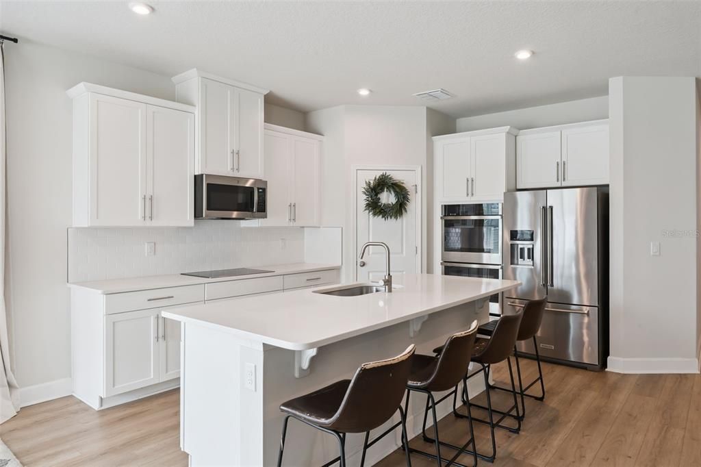 For Sale: $430,000 (4 beds, 2 baths, 1996 Square Feet)