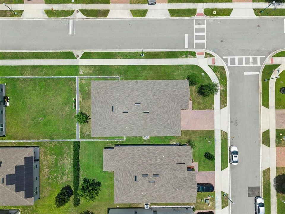 For Sale: $430,000 (4 beds, 2 baths, 1996 Square Feet)