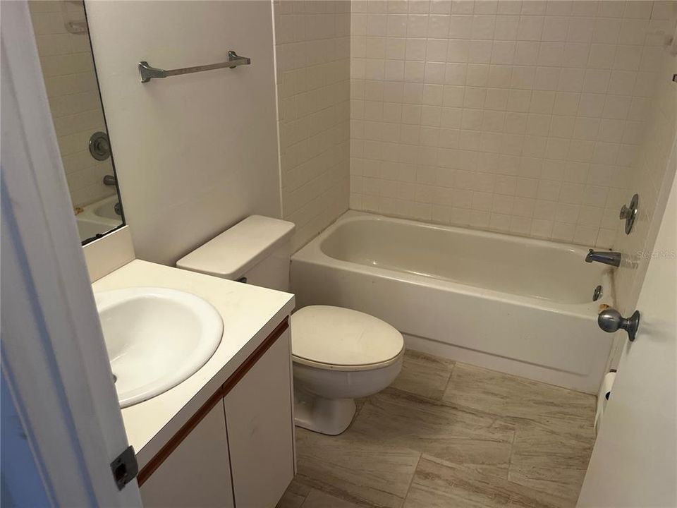 En Renta: $1,595 (2 camas, 2 baños, 960 Pies cuadrados)