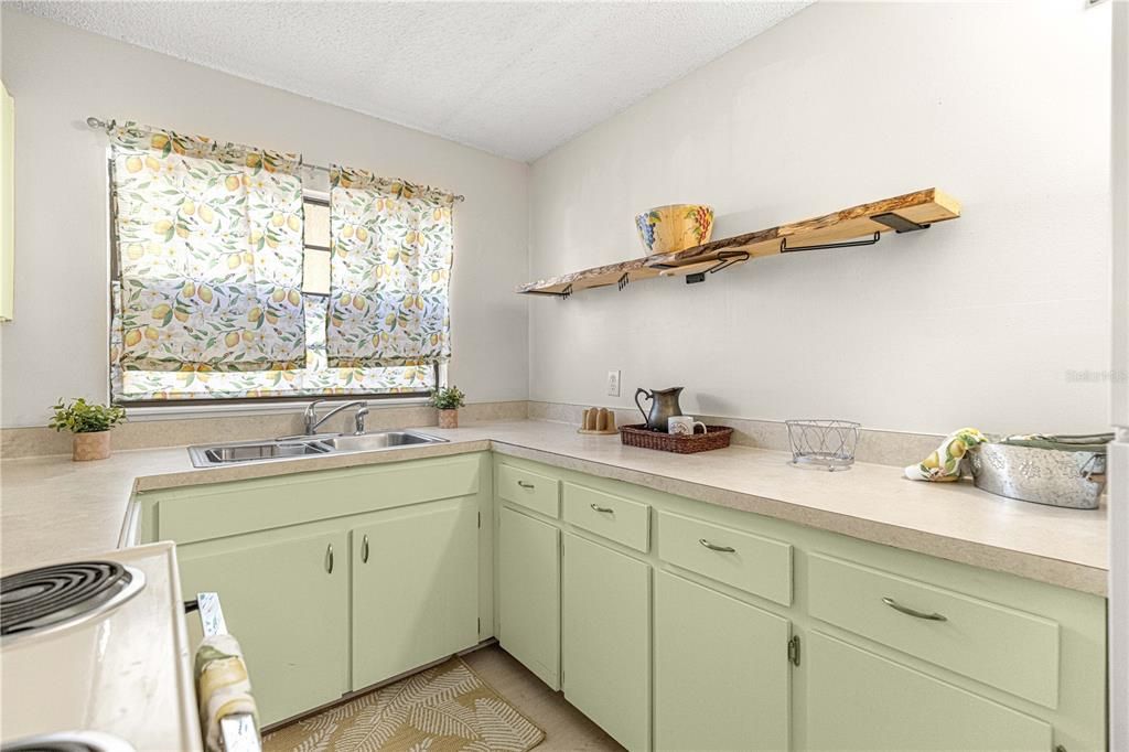 В аренду: $1,450 (2 спален, 2 ванн, 1036 Квадратных фут)