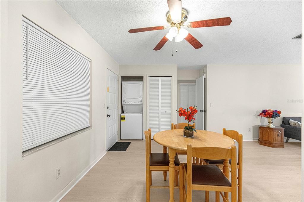 В аренду: $1,450 (2 спален, 2 ванн, 1036 Квадратных фут)