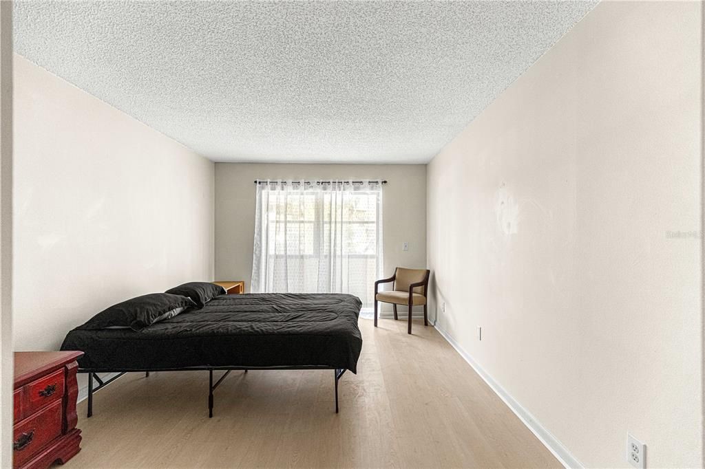 В аренду: $1,450 (2 спален, 2 ванн, 1036 Квадратных фут)