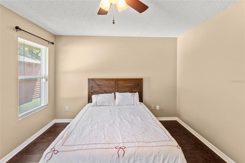 En Venta: $399,000 (2 camas, 2 baños, 1388 Pies cuadrados)