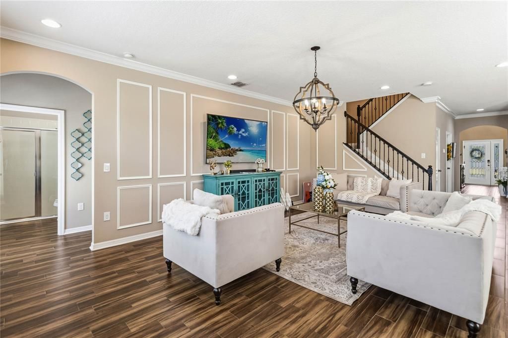 For Sale: $780,000 (5 beds, 5 baths, 3819 Square Feet)