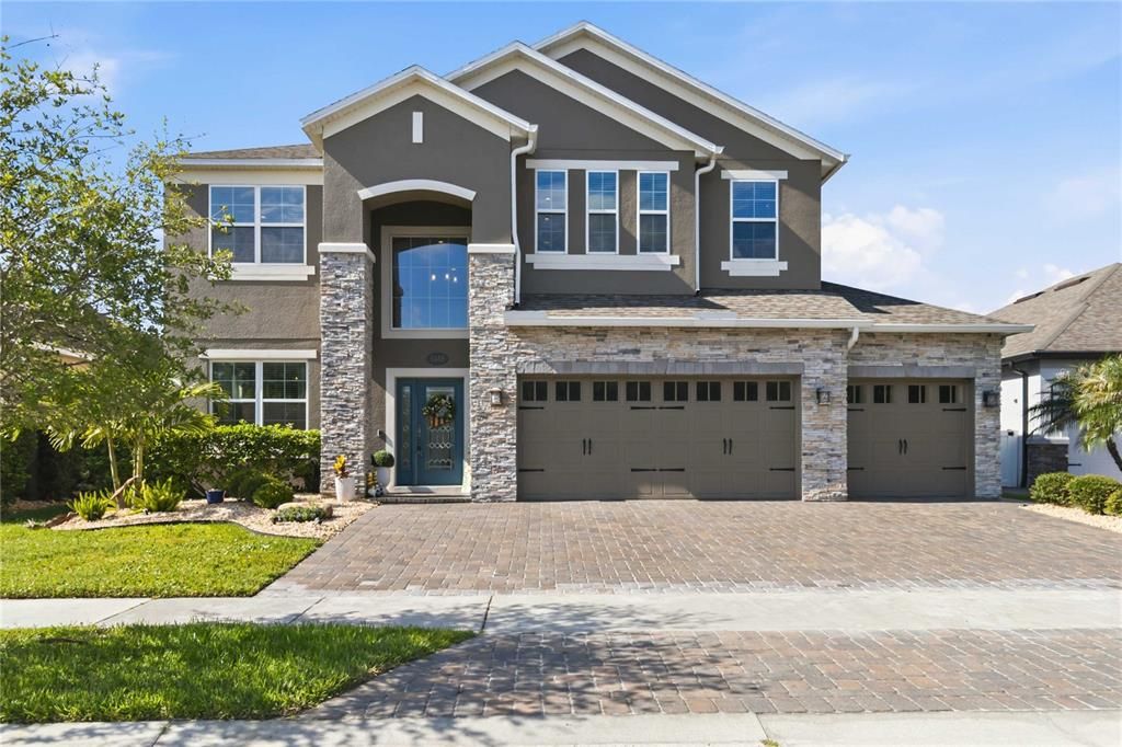 For Sale: $780,000 (5 beds, 5 baths, 3819 Square Feet)