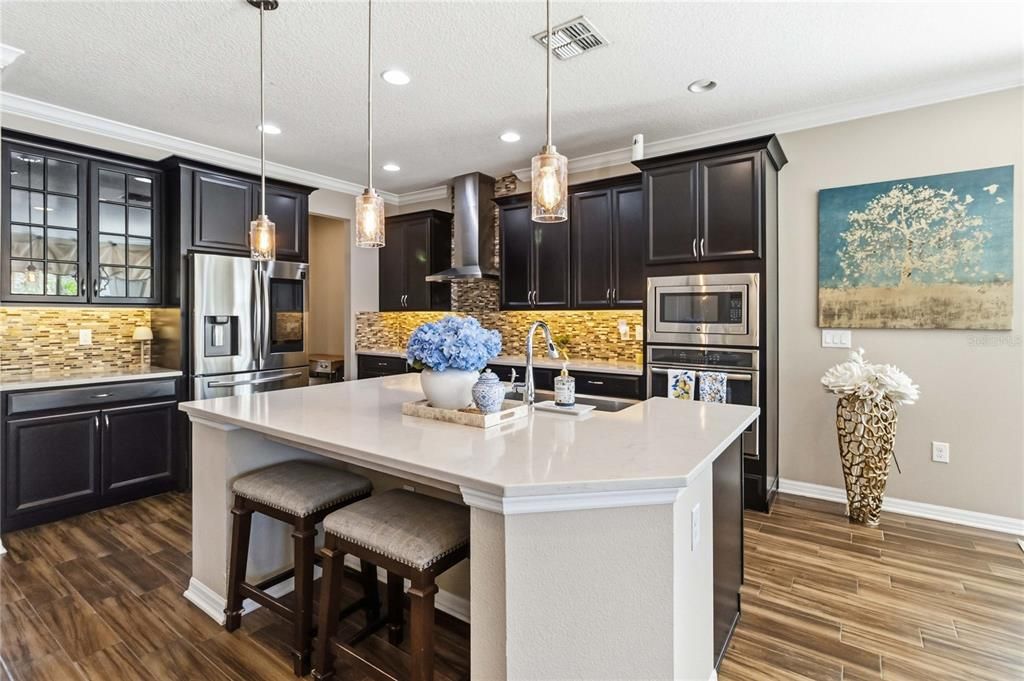 For Sale: $780,000 (5 beds, 5 baths, 3819 Square Feet)