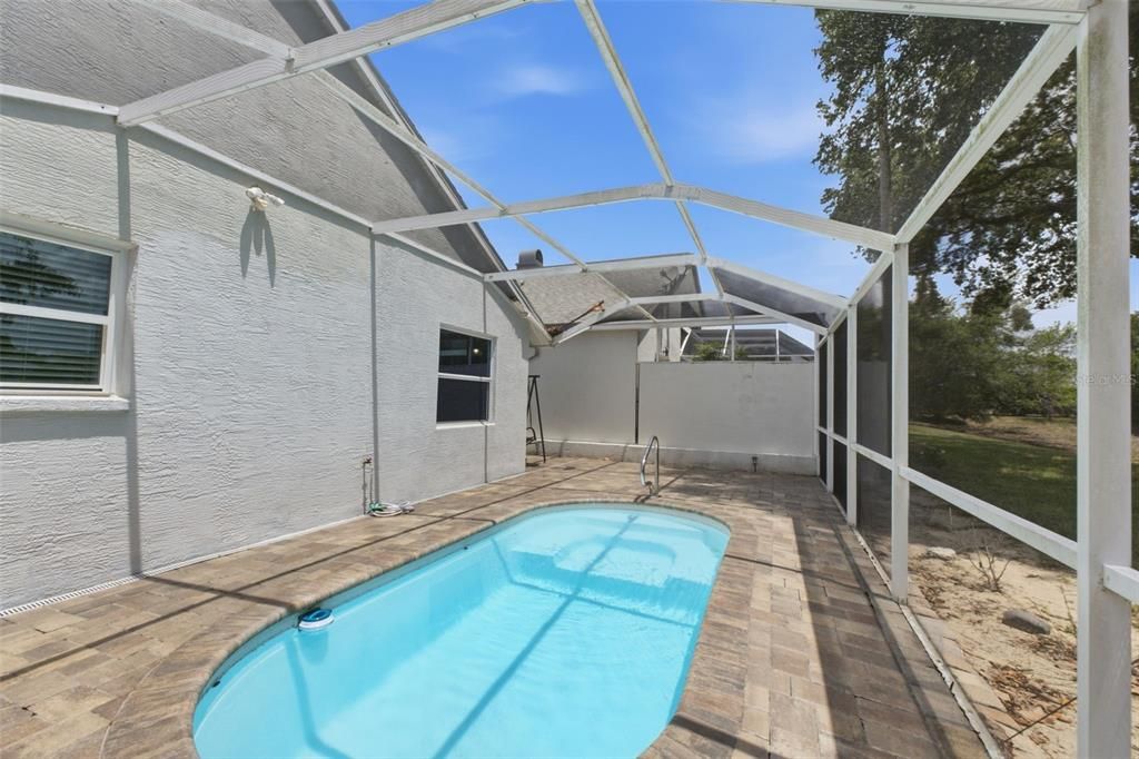 For Sale: $270,000 (2 beds, 2 baths, 1283 Square Feet)