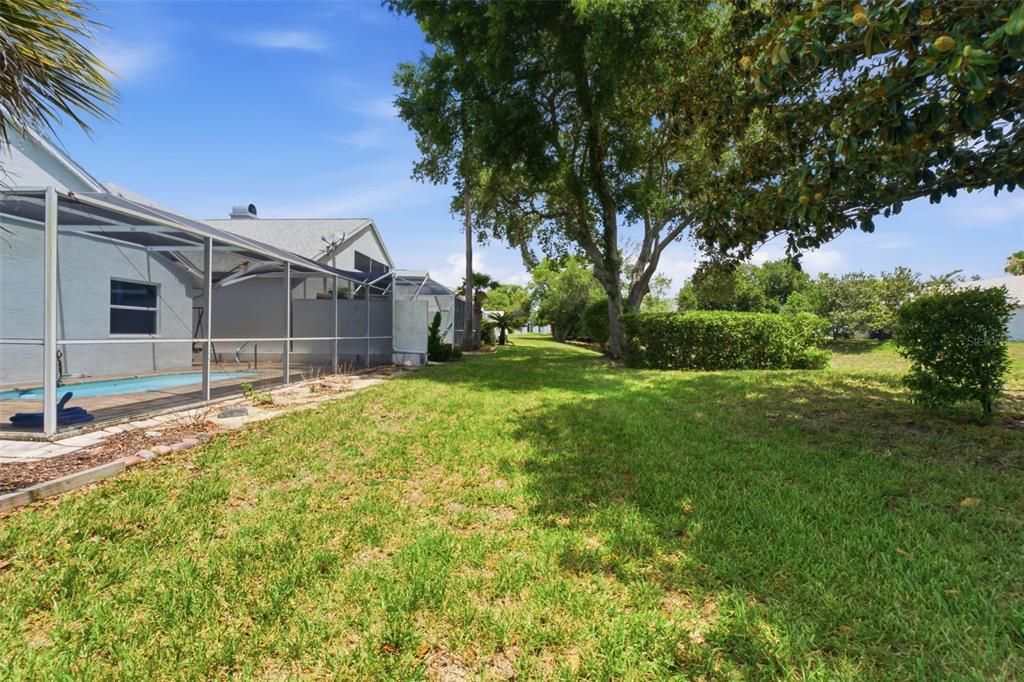 For Sale: $270,000 (2 beds, 2 baths, 1283 Square Feet)