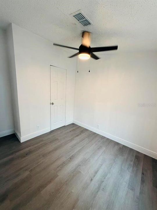 В аренду: $1,900 (3 спален, 2 ванн, 1000 Квадратных фут)