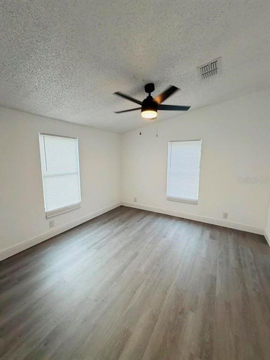 В аренду: $1,900 (3 спален, 2 ванн, 1000 Квадратных фут)