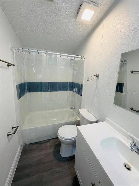 В аренду: $1,900 (3 спален, 2 ванн, 1000 Квадратных фут)