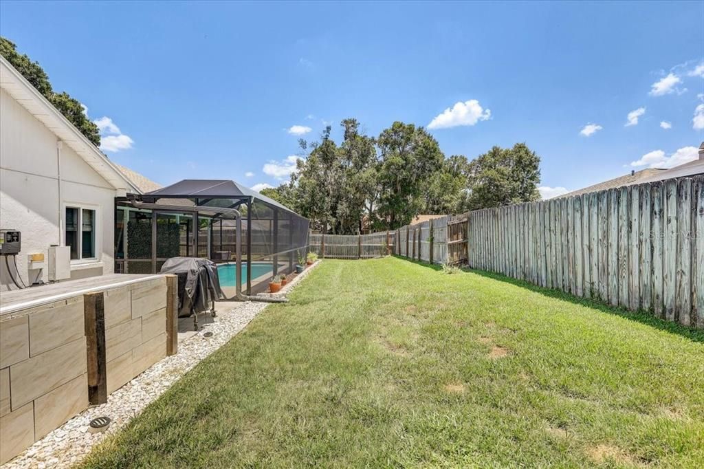 На продажу: $399,900 (3 спален, 2 ванн, 1682 Квадратных фут)