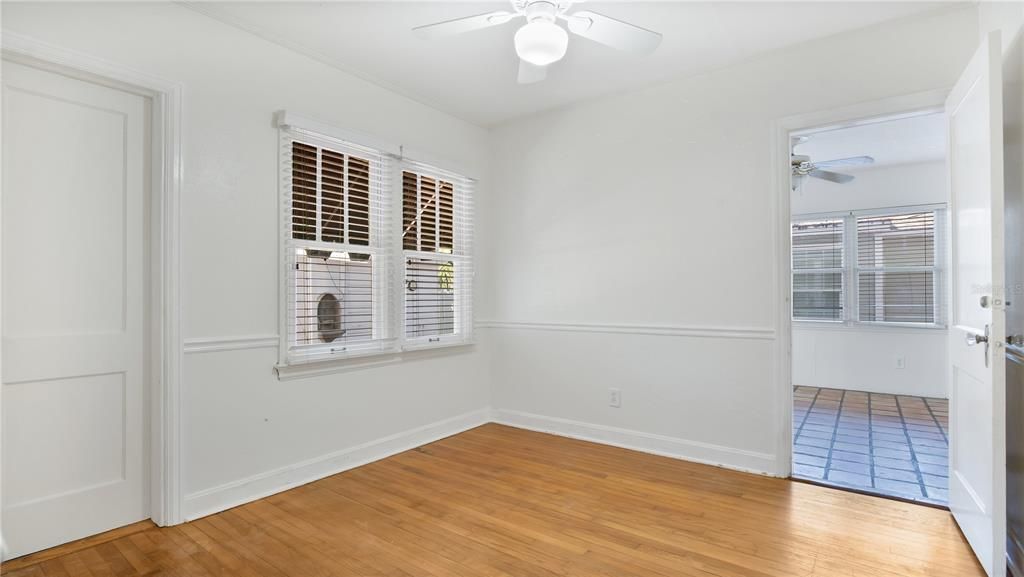 For Rent: $2,495 (3 beds, 2 baths, 1379 Square Feet)