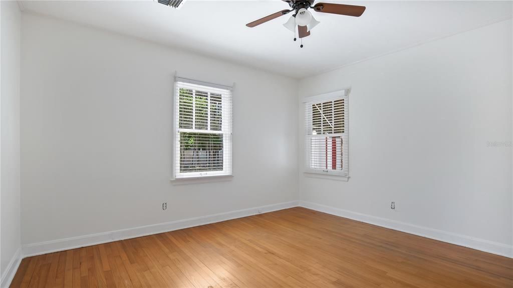 For Rent: $2,495 (3 beds, 2 baths, 1379 Square Feet)