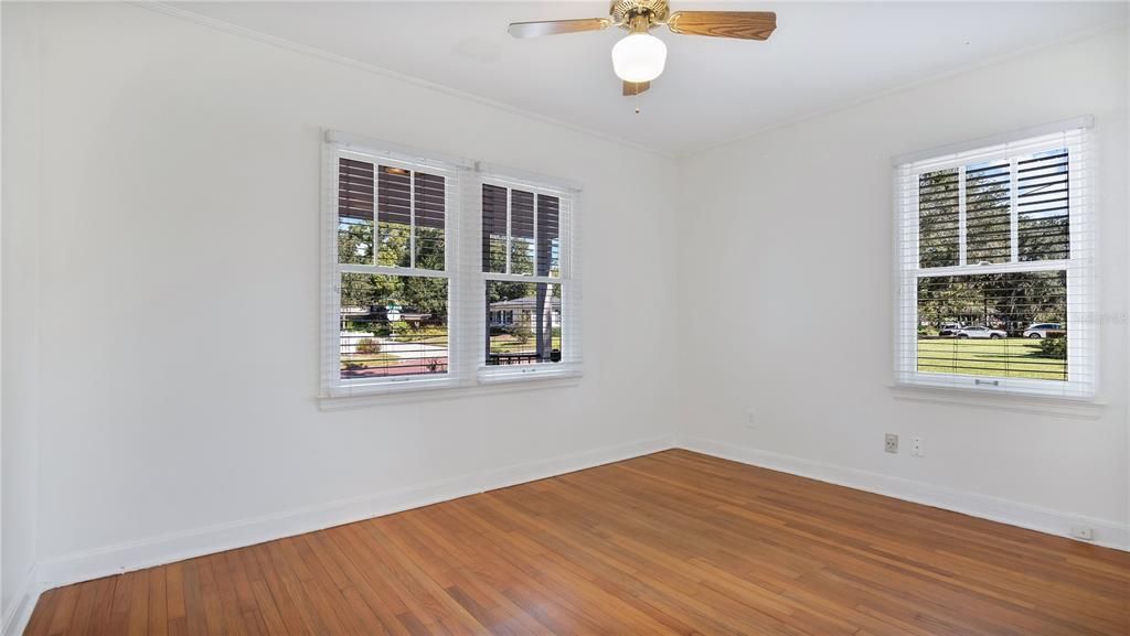For Rent: $2,495 (3 beds, 2 baths, 1379 Square Feet)