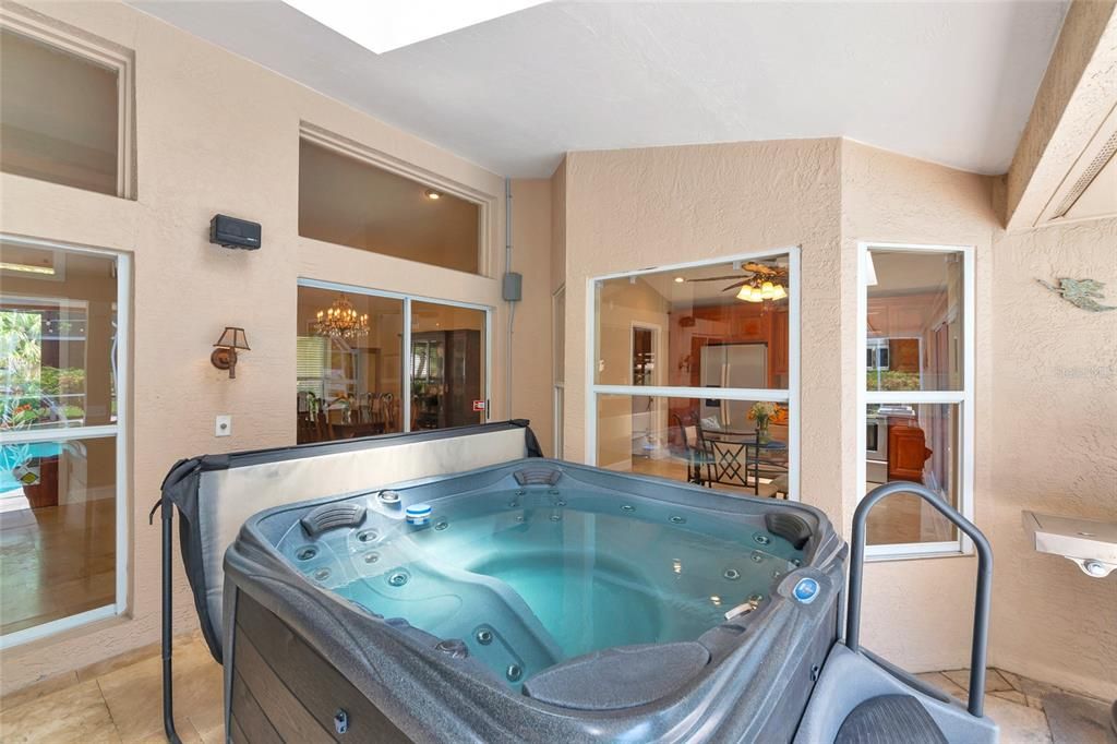 For Sale: $799,900 (3 beds, 2 baths, 2474 Square Feet)