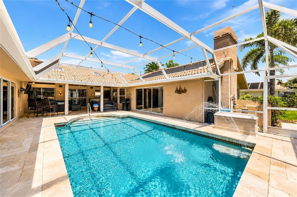 For Sale: $799,900 (3 beds, 2 baths, 2474 Square Feet)