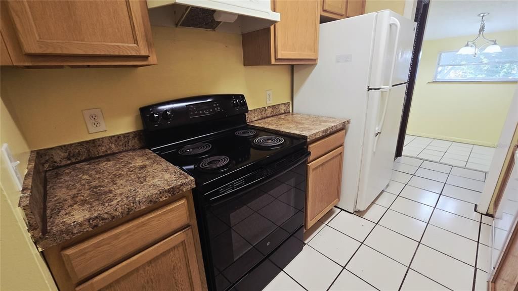 В аренду: $1,450 (2 спален, 2 ванн, 1336 Квадратных фут)