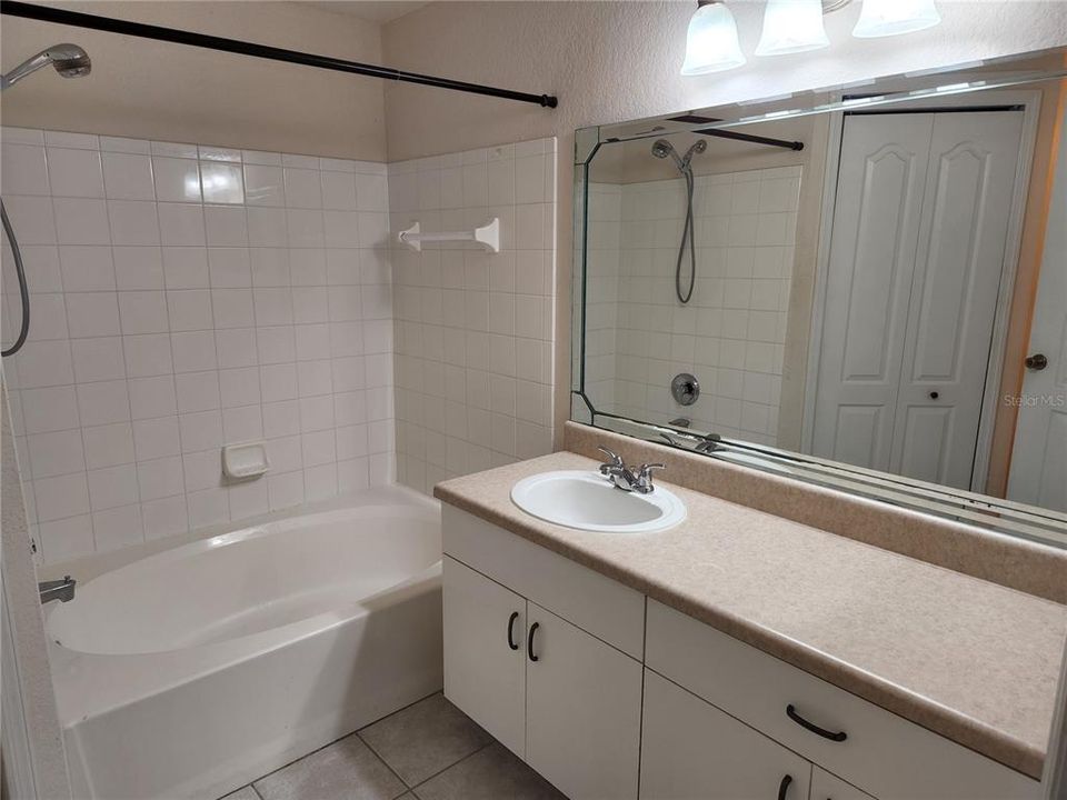В аренду: $2,100 (3 спален, 2 ванн, 1400 Квадратных фут)