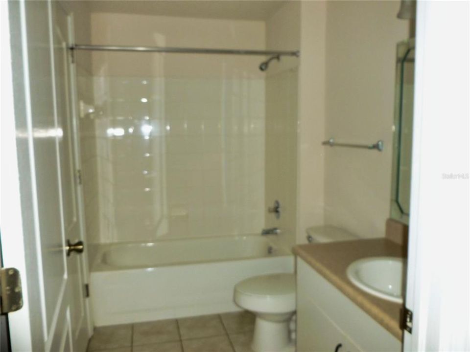 В аренду: $2,100 (3 спален, 2 ванн, 1400 Квадратных фут)