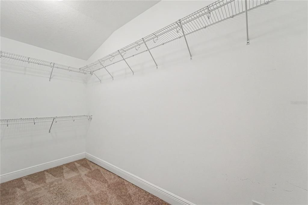 En Renta: $2,300 (3 camas, 2 baños, 1853 Pies cuadrados)