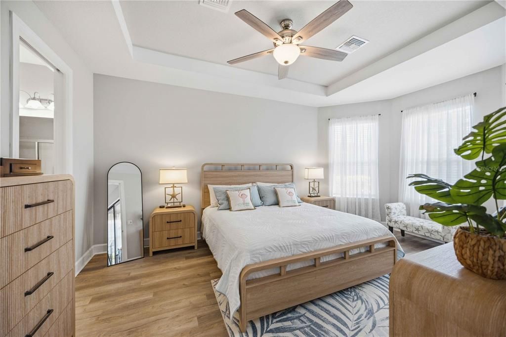 На продажу: $525,000 (2 спален, 2 ванн, 1678 Квадратных фут)