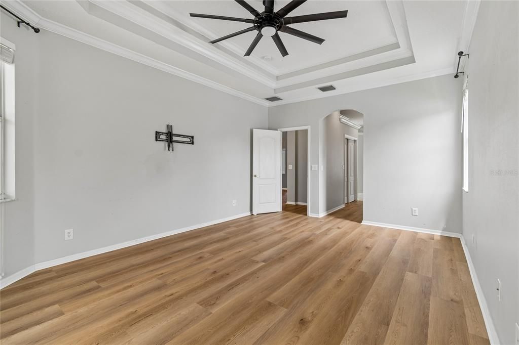 En Venta: $630,000 (5 camas, 4 baños, 3396 Pies cuadrados)