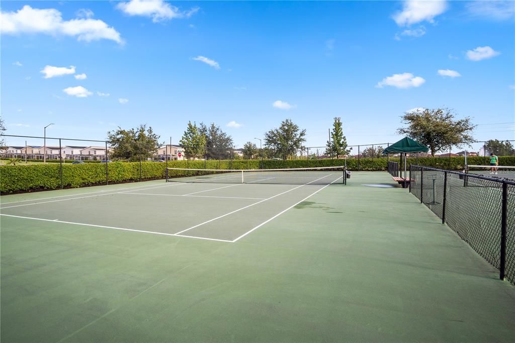 For Sale: $645,000 (8 beds, 5 baths, 3909 Square Feet)