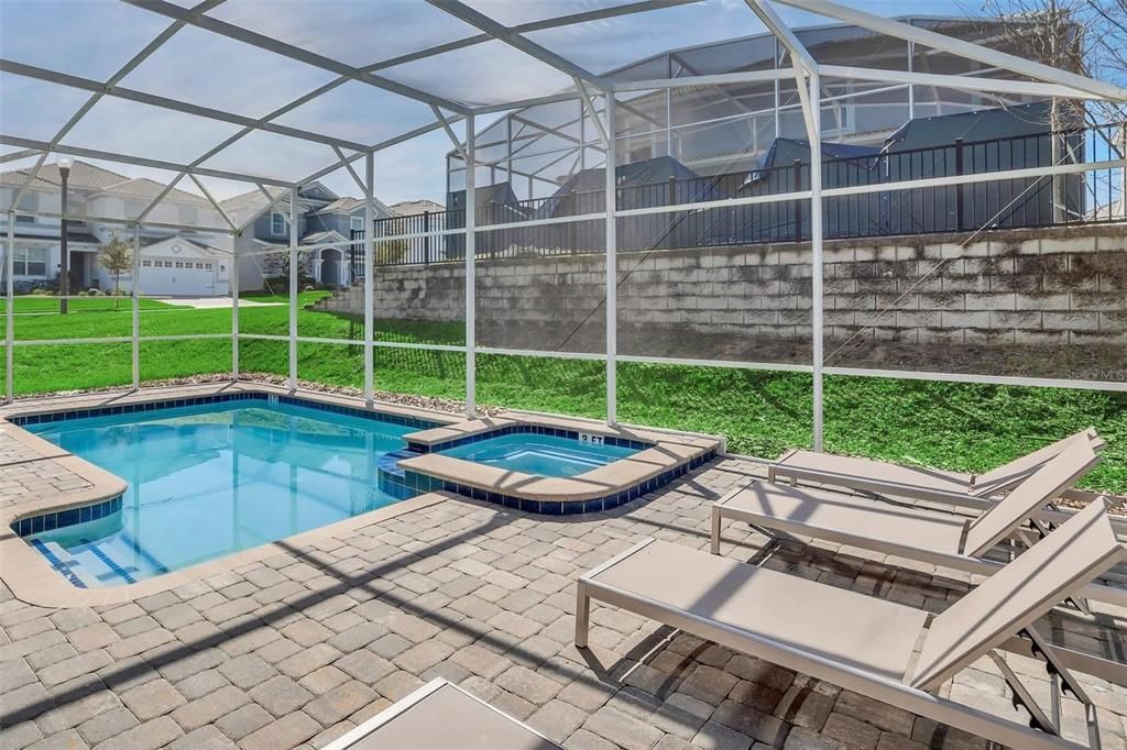 For Sale: $645,000 (8 beds, 5 baths, 3909 Square Feet)
