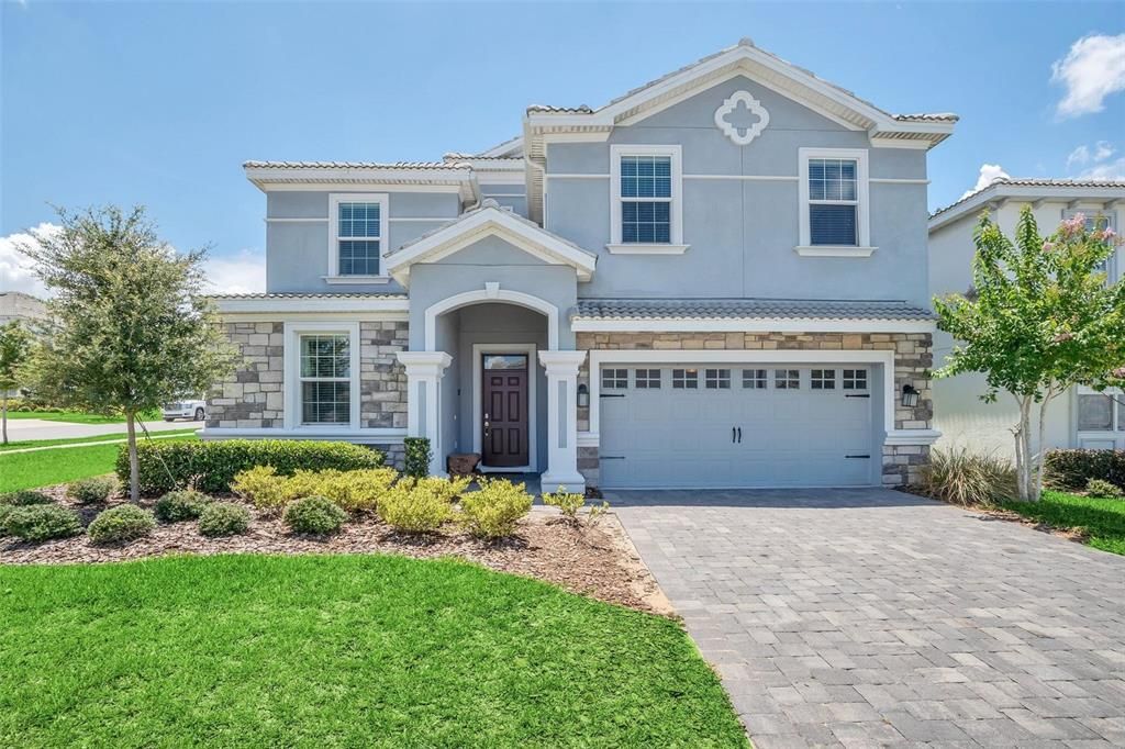 For Sale: $645,000 (8 beds, 5 baths, 3909 Square Feet)