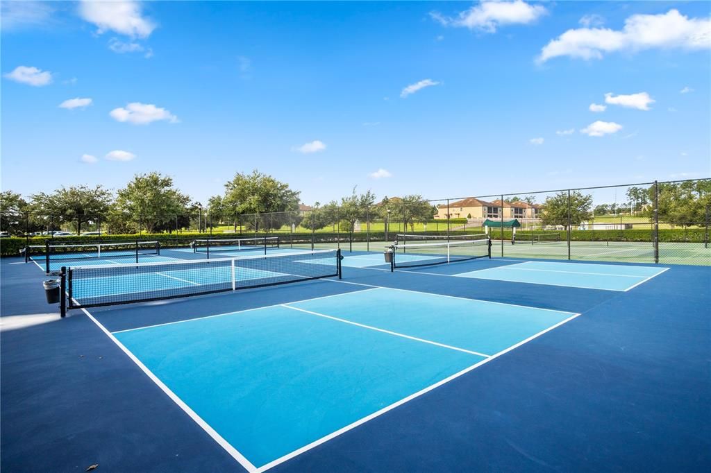 For Sale: $645,000 (8 beds, 5 baths, 3909 Square Feet)