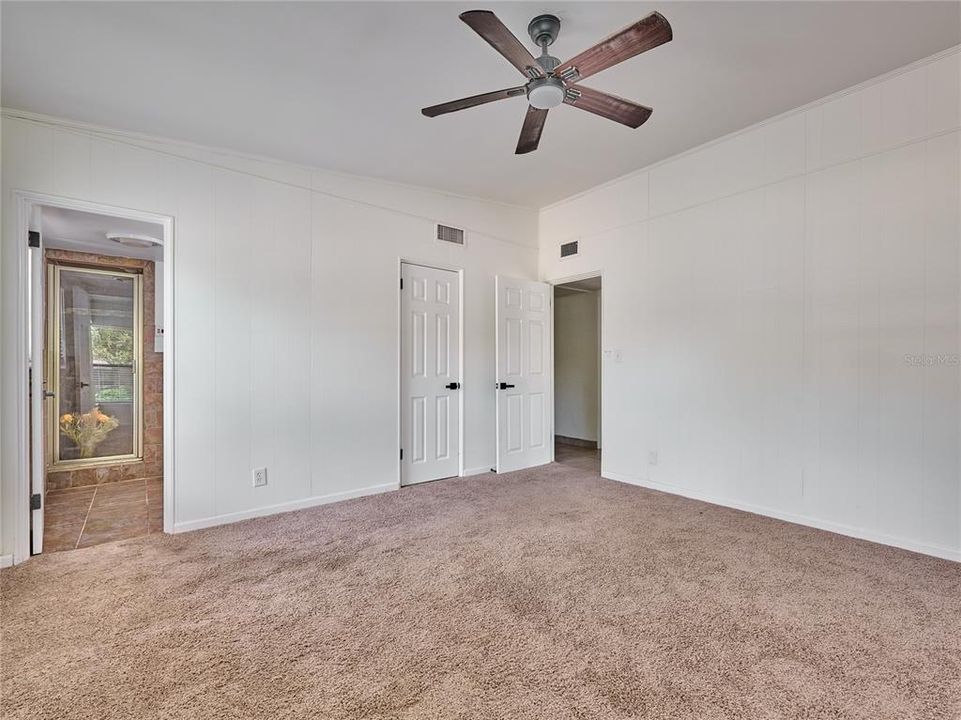Active With Contract: $525,000 (5 beds, 3 baths, 2226 Square Feet)
