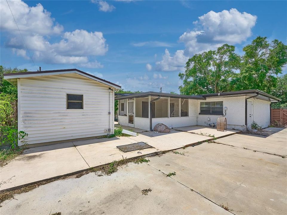 Active With Contract: $525,000 (5 beds, 3 baths, 2226 Square Feet)